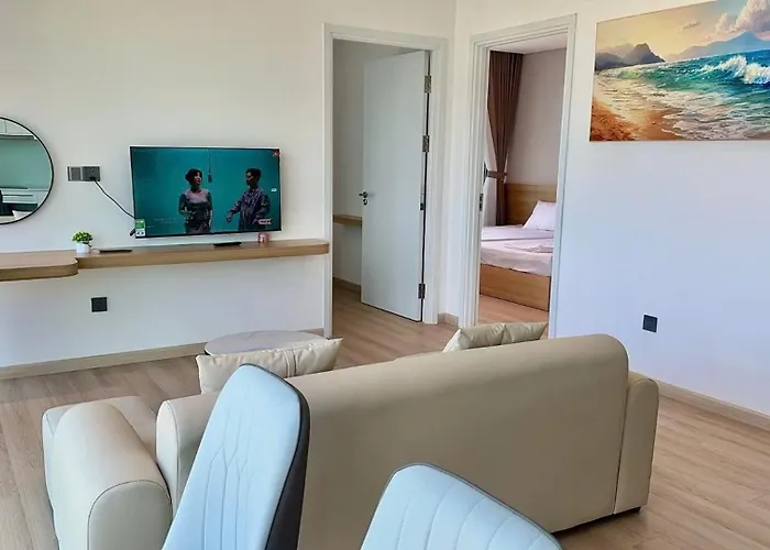 Apartment La By The Ha Long