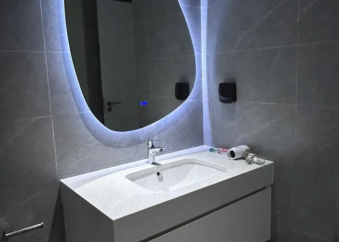 Apartment La By The